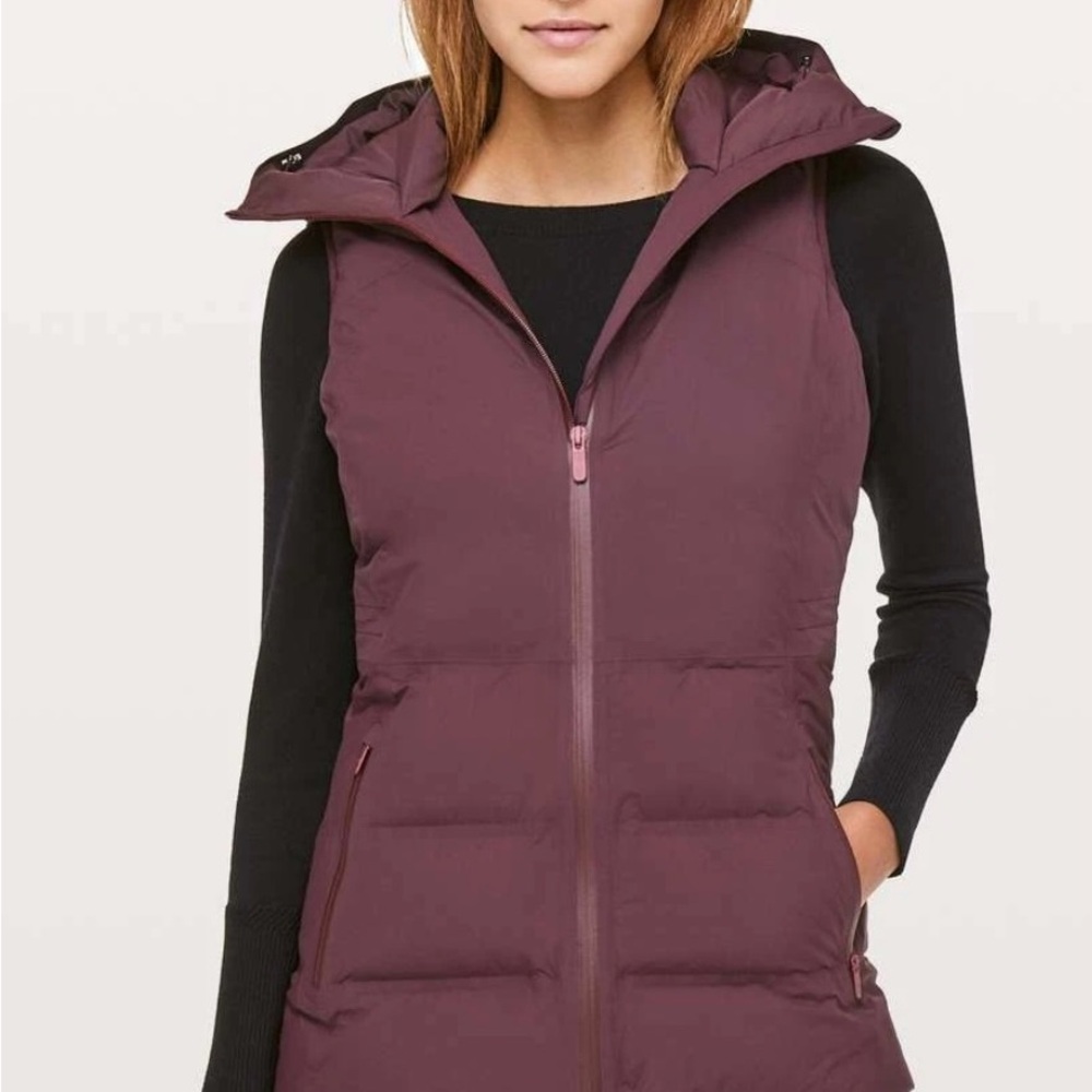 Lululemon Sleet Street Vest in Cassis size 8 Like New Waterproof